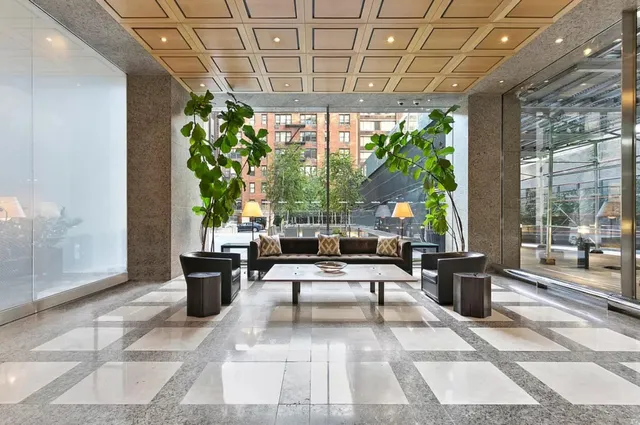 $2,800,000 | 322 West 57th Street, Unit 51M | Hell's Kitchen