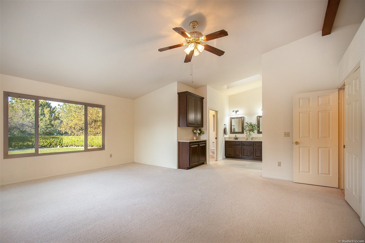 19204 Los Hermanos Ranch Road Valley Center, CA 92082 - Photo 15 of 25 Gallery Image 15