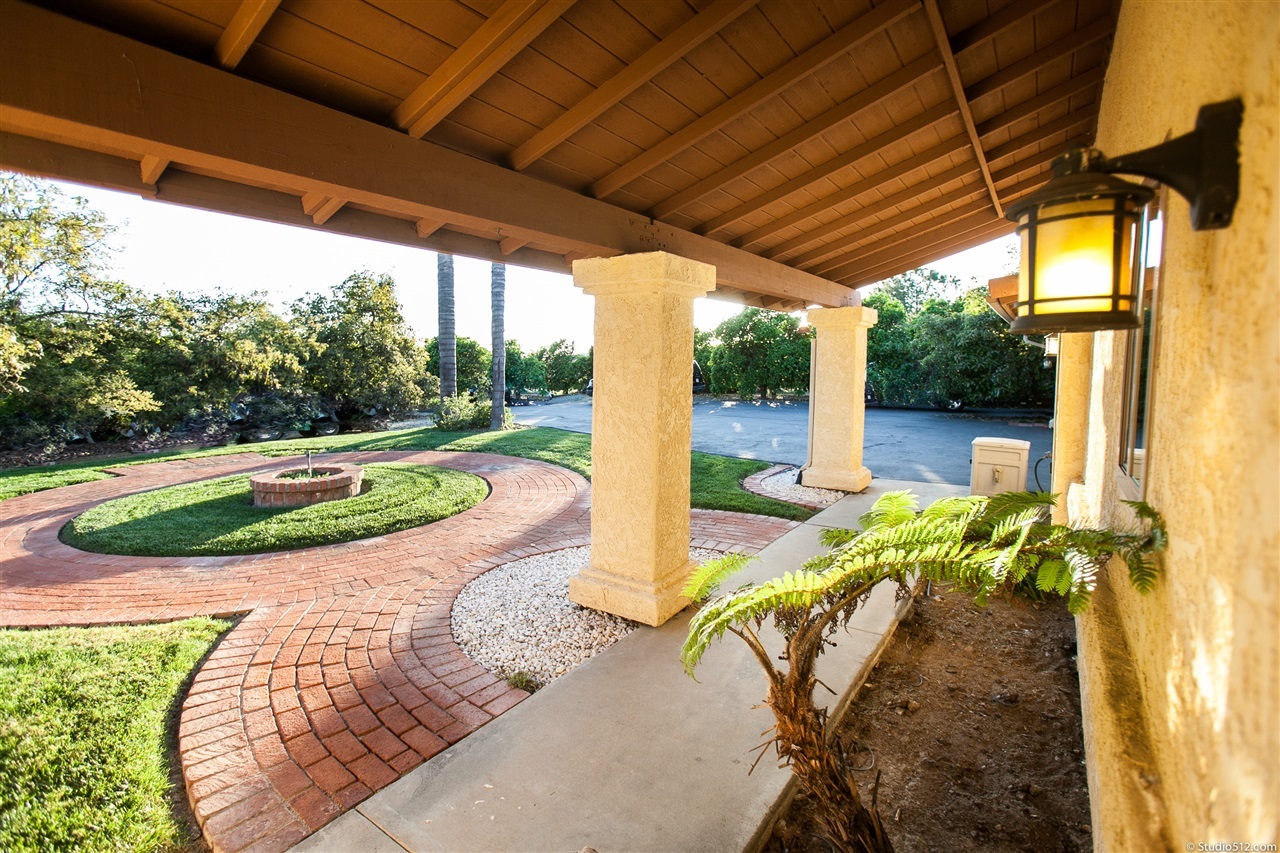 19204 Los Hermanos Ranch Road Valley Center, CA 92082 - Photo 3 of 25 Gallery Image 3