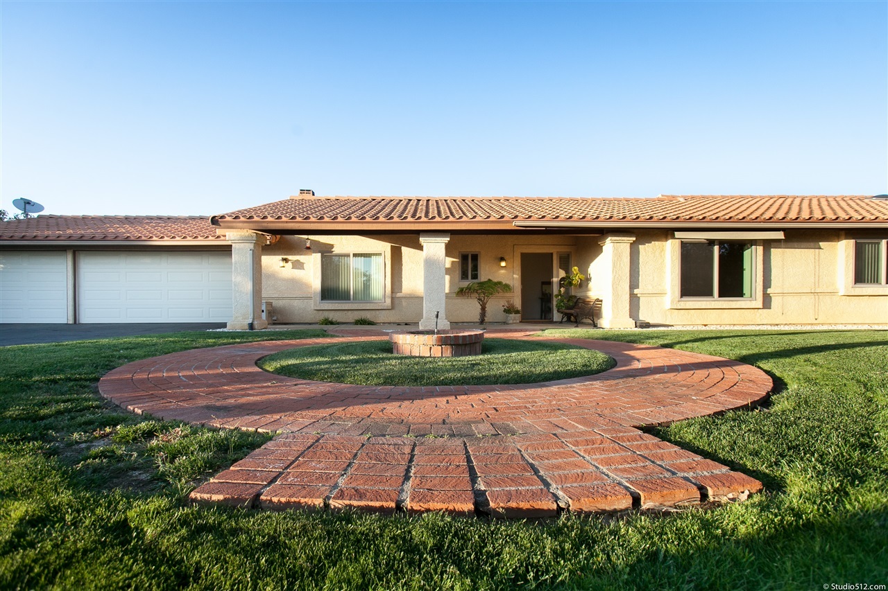 19204 Los Hermanos Ranch Road Valley Center, CA 92082 - Photo 23 of 25 Gallery Image 23