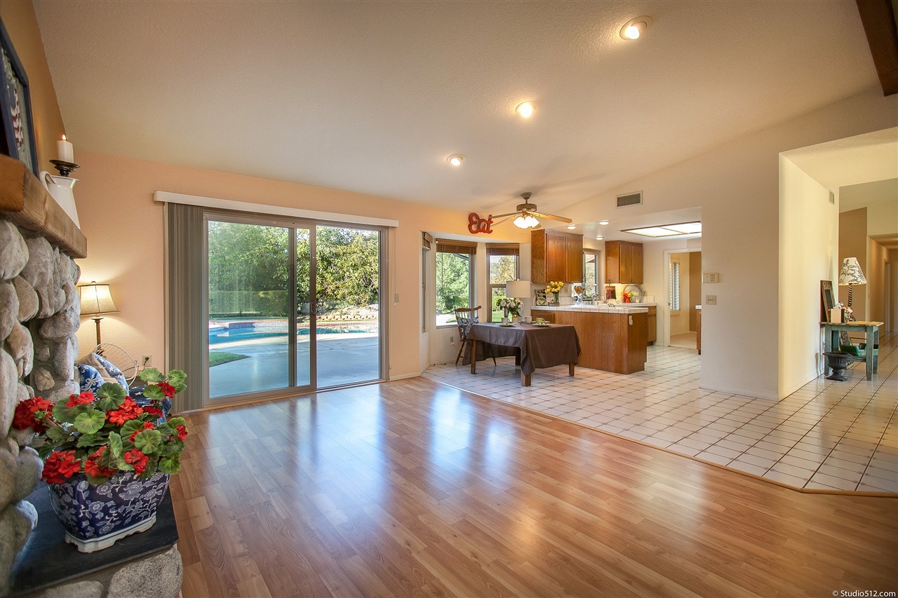 19204 Los Hermanos Ranch Road Valley Center, CA 92082 - Photo 6 of 25 Gallery Image 6