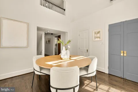 $2,000,000 | 7104 Beechwood Drive, Chevy Chase, MD 20815