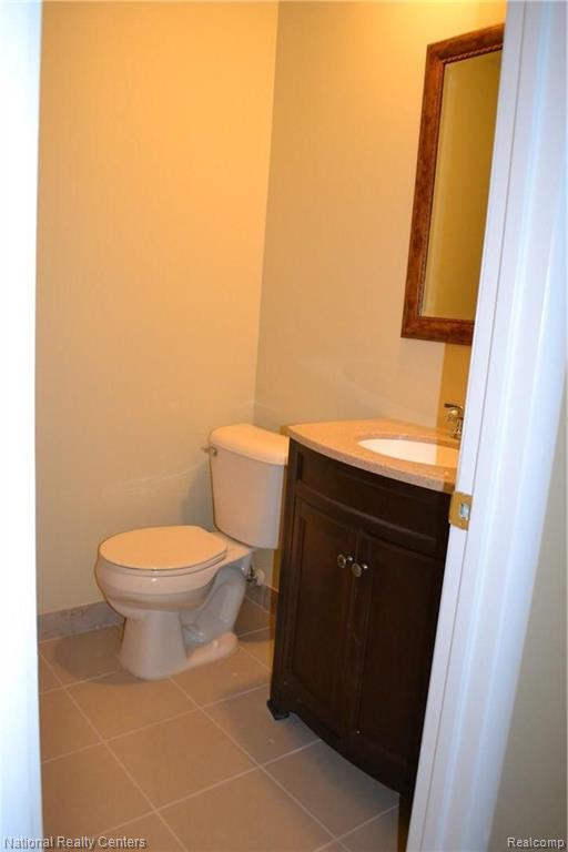 40485 Harris Road Belleville, MI 48111 - Photo 9 of 20