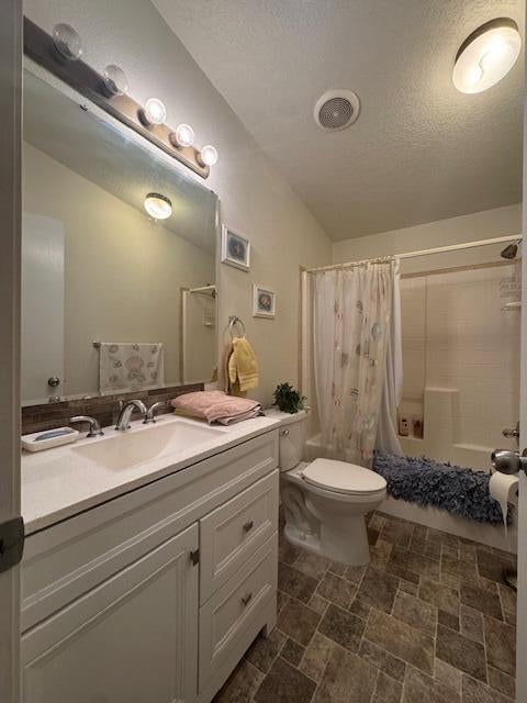 718 Three Pines Road Grants Pass, OR 97526 - Photo 9 of 26 IMG_2339