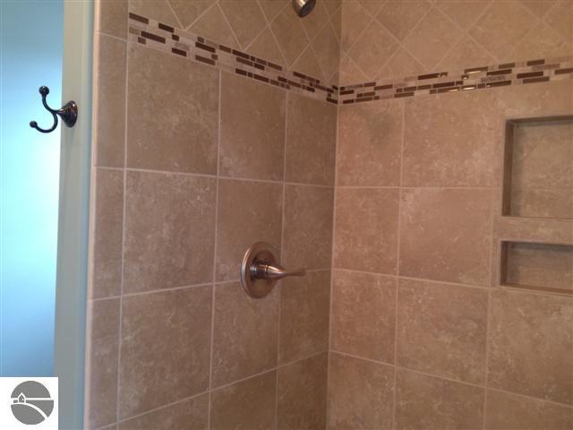 10738 Shrewbury Road Traverse City, MI 49684 - Photo 17 of 23 1739864-16.JPG