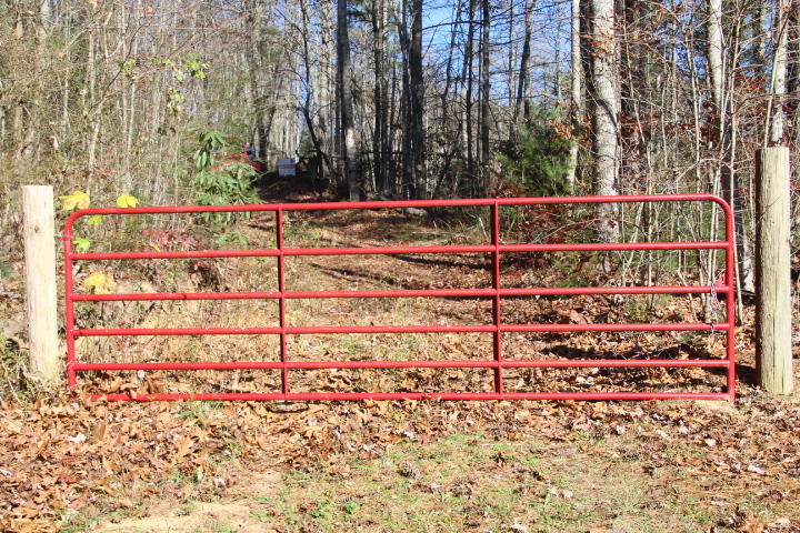 0 Divide Road Mountain City, TN 37683 - Photo 12 of 13 PRIVATE GATE AT ENTRANCE