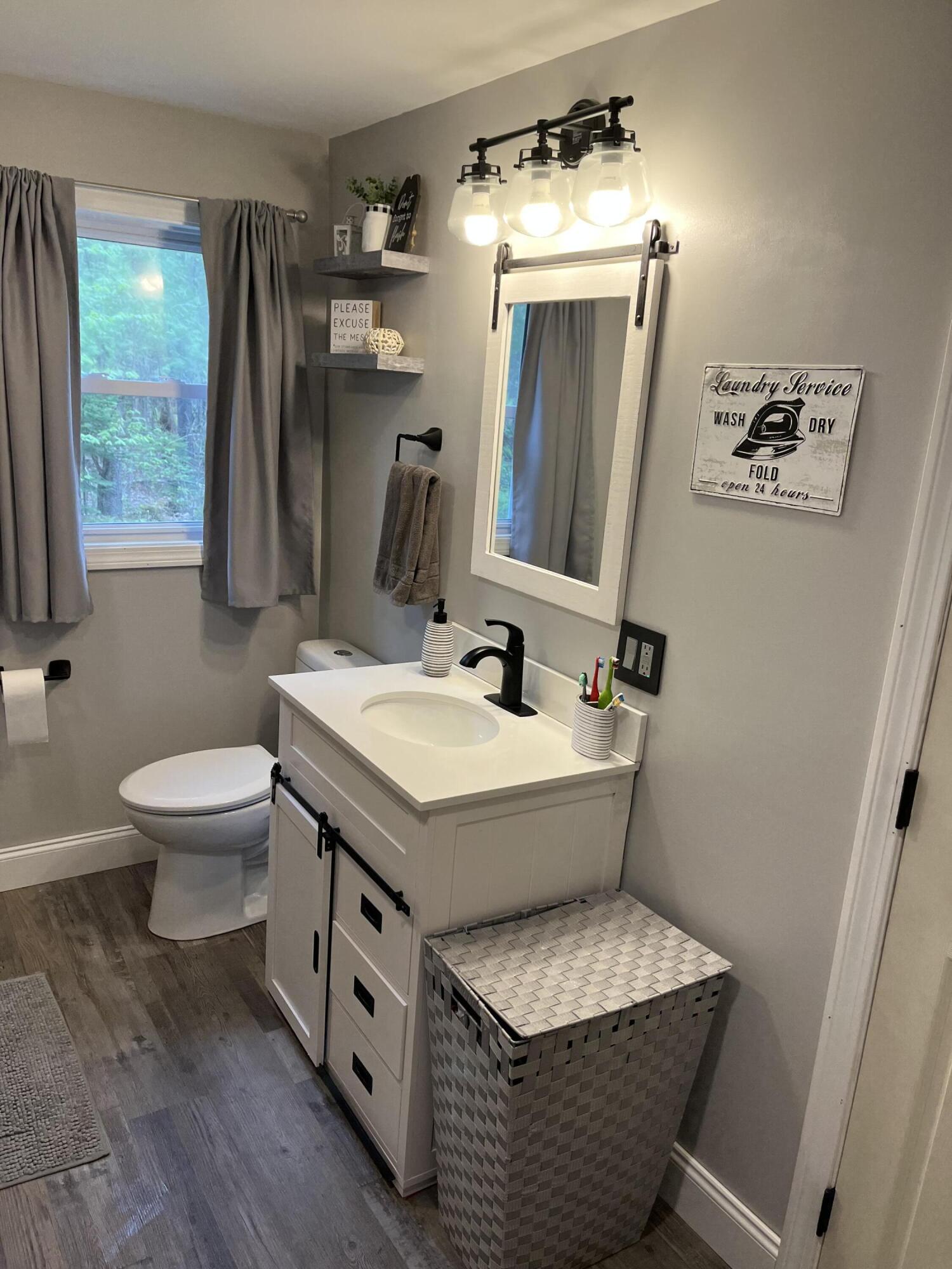 474 Canaan Road Pittsfield, ME 04967 - Photo 23 of 25 bathroom2