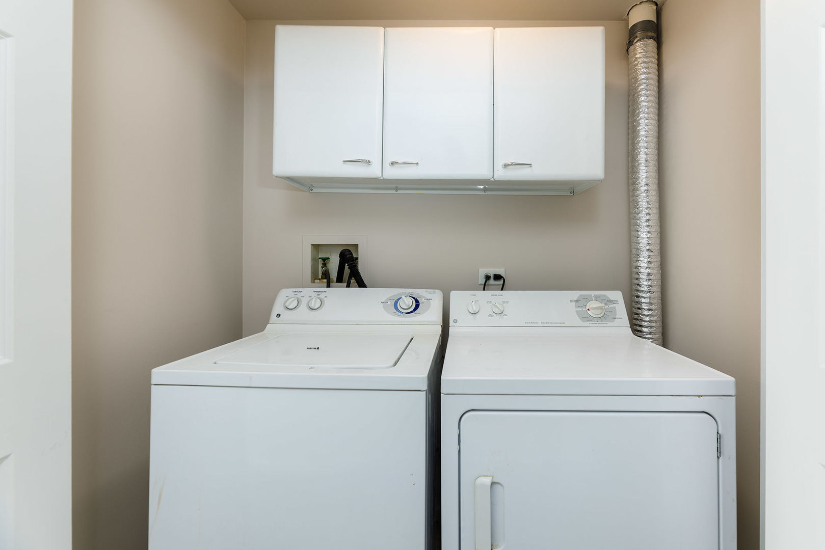 1715 Pavilion Way, Unit 307 Park Ridge, IL 60068 - Photo 25 of 35