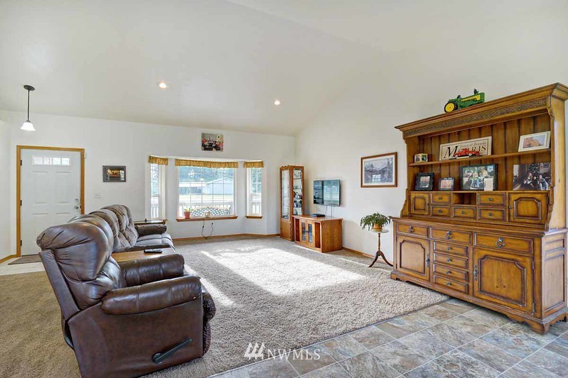 7210 191st Avenue Southwest Rochester, WA 98579 - Photo 18 of 22