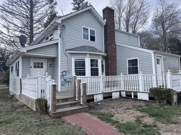 $4,400 | 35 Hallock Road, Patchogue, NY 11772