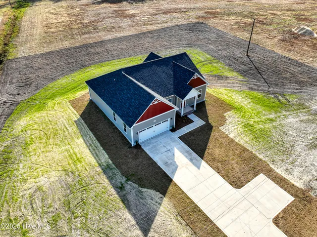 $306,990 | 6365 Highway 41, Trenton, NC 28585