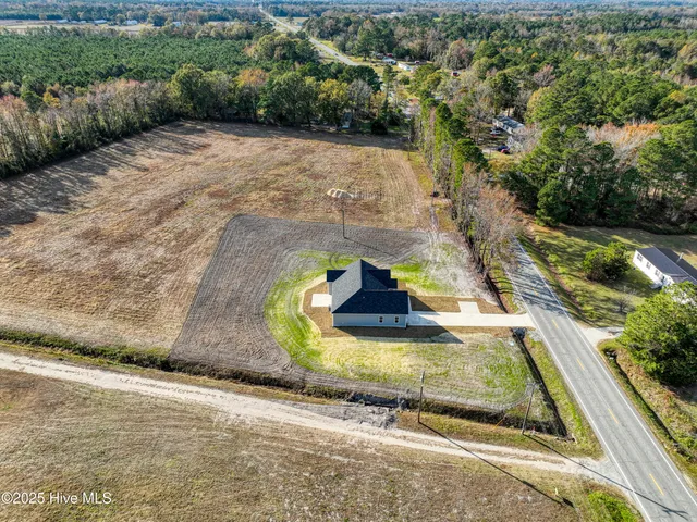 $306,990 | 6365 Highway 41, Trenton, NC 28585