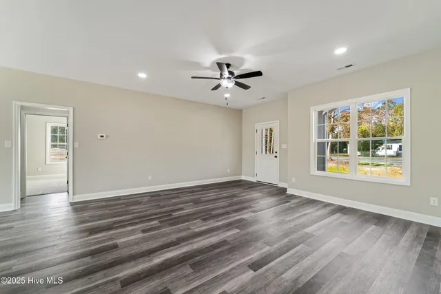 $306,990 | 6365 Highway 41, Trenton, NC 28585