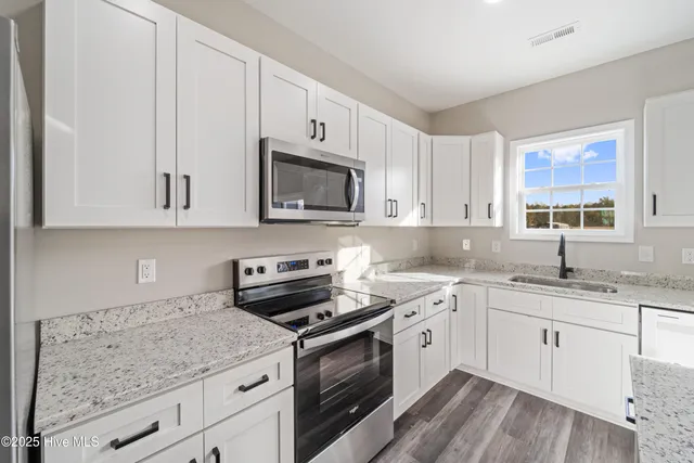 $306,990 | 6365 Highway 41, Trenton, NC 28585