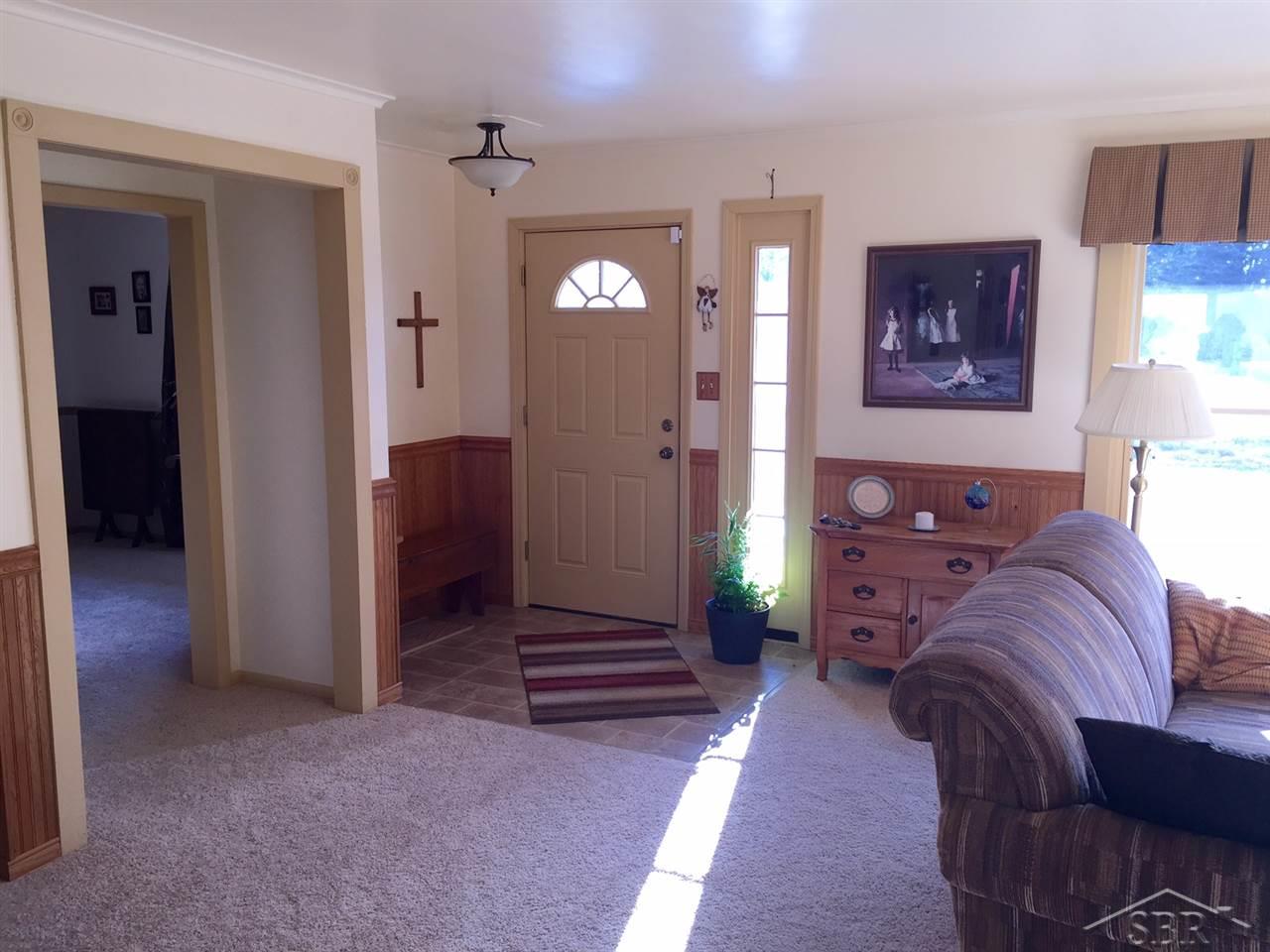 6115 West Tuscola Road Frankenmuth, MI 48734 - Photo 7 of 25 31235853-6.JPG