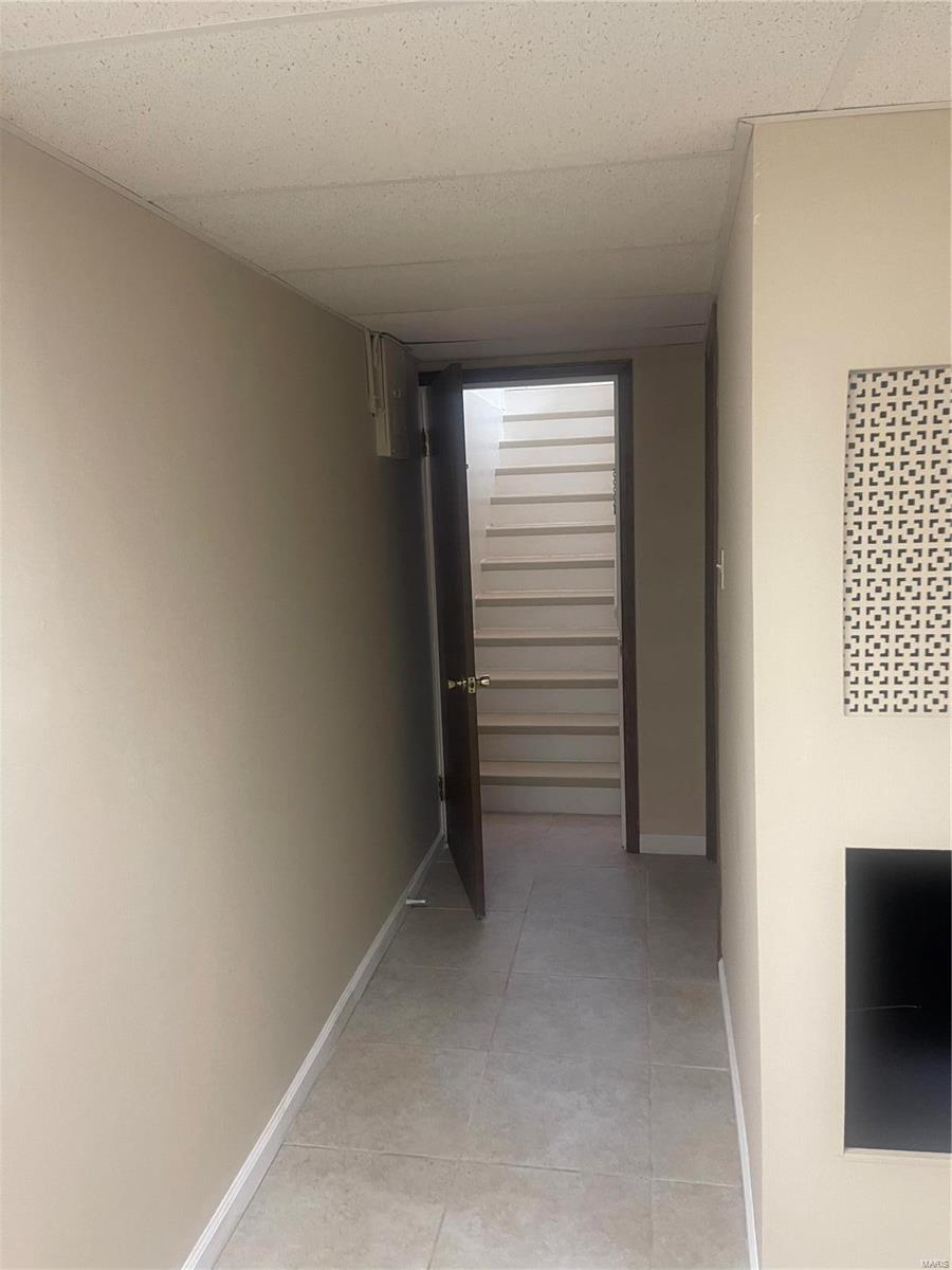 4323 Robbins Mill Road Florissant, MO 63034 - Photo 20 of 25