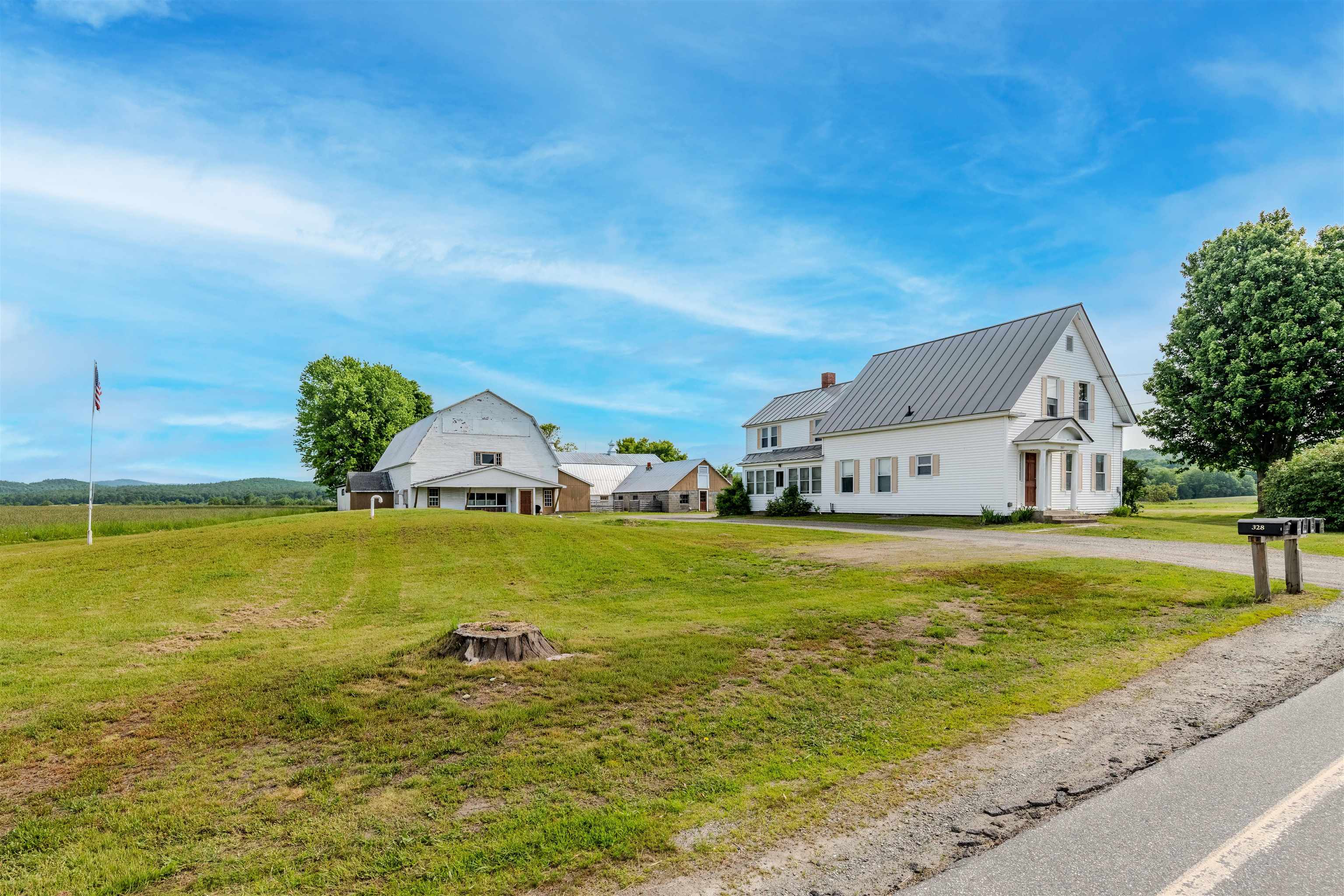 343 Benton Road Haverhill, NH 03774 - Photo 3 of 43