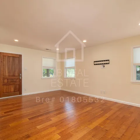 $3,800 | 1382 Sir Francis Drake Boulevard, San Anselmo, CA 94960