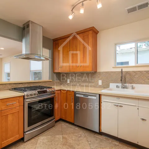 $3,800 | 1382 Sir Francis Drake Boulevard, San Anselmo, CA 94960