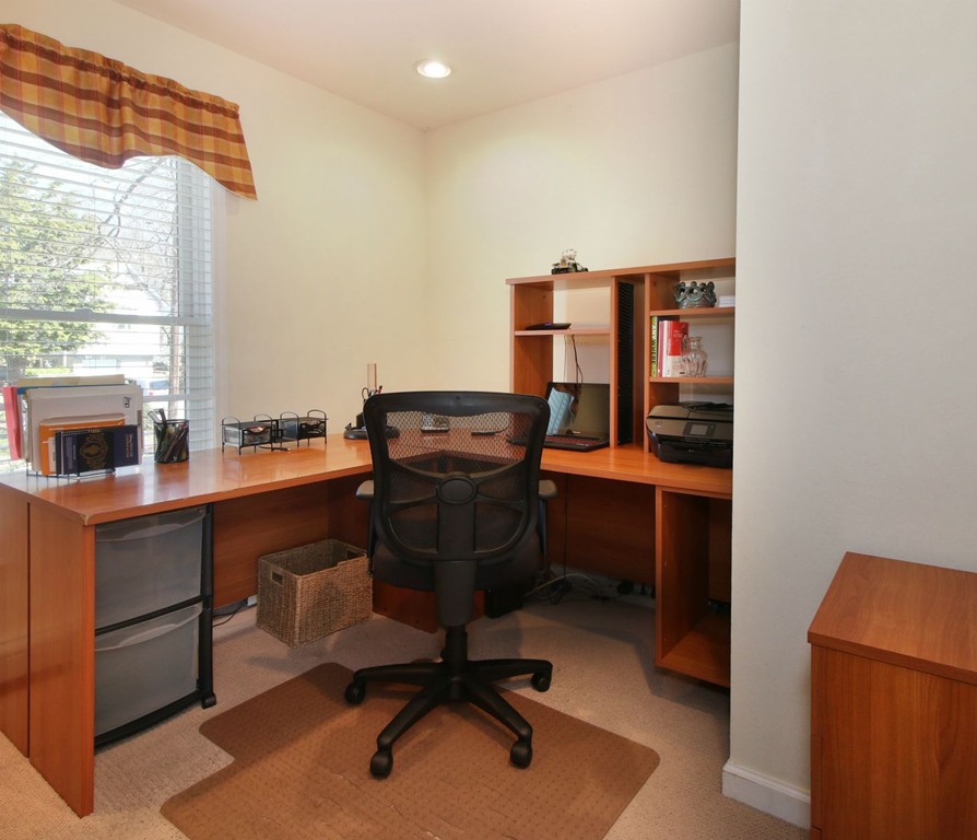 62 Greensboro Road Dedham, MA 02026 - Photo 17 of 30 Gallery Image 17