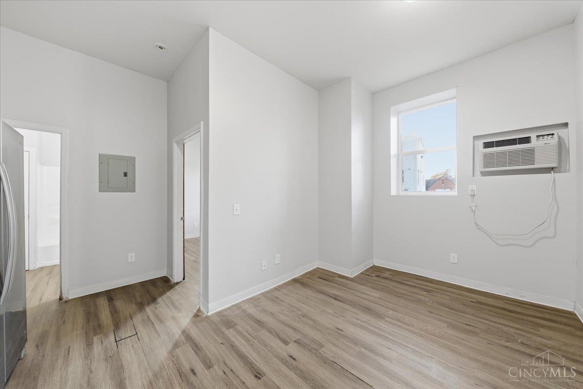 1636 Summit Road Cincinnati, OH 45237 - Photo 11 of 19 Gallery Image 11