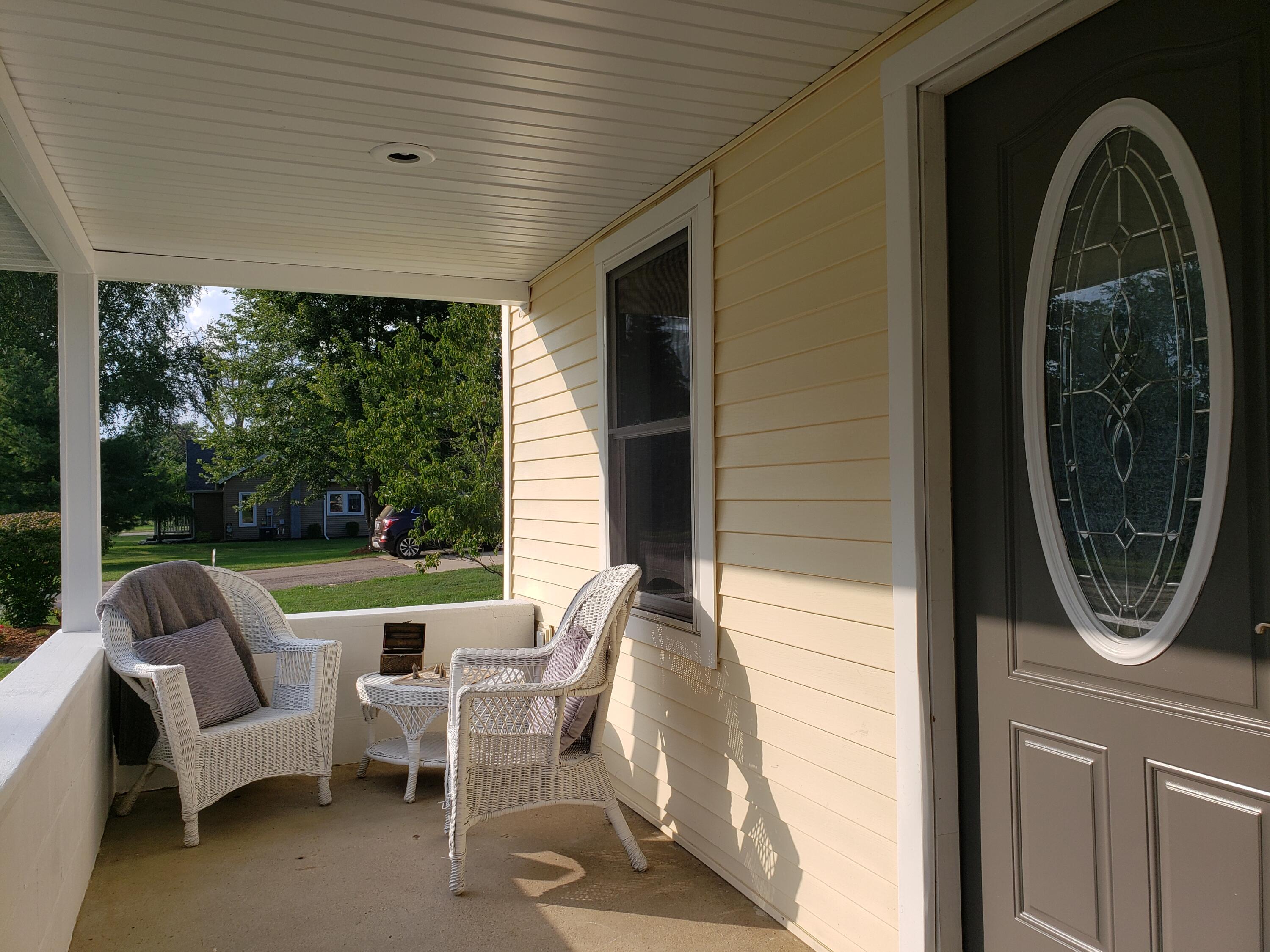 814 Lyons Road Portland, MI 48875 - Photo 4 of 129 20210821_181722