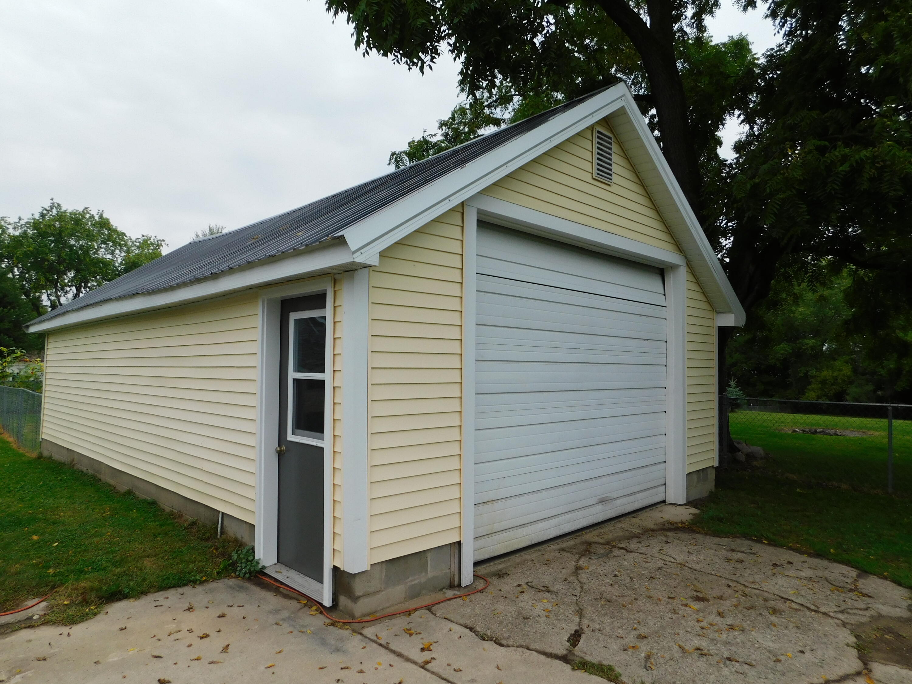 814 Lyons Road Portland, MI 48875 - Photo 75 of 129 DSCN2523