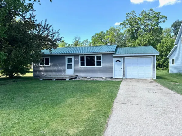 $169,900 | 341 4th Street North, Greenbush, MN 56726