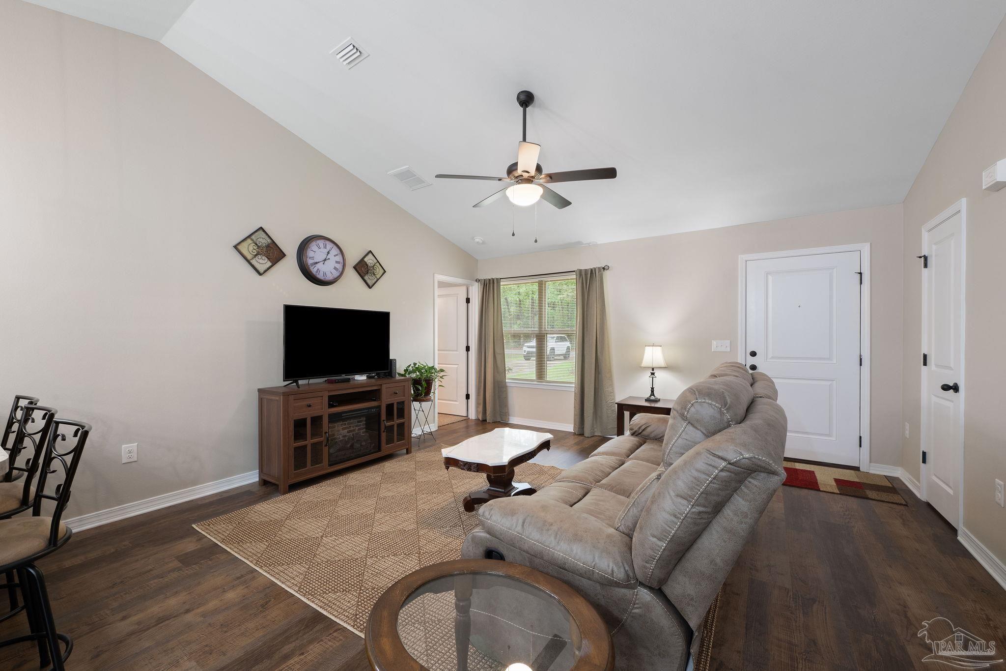 5837 Northrop Road Milton, FL 32570 - Photo 4 of 22 Gallery Image 4