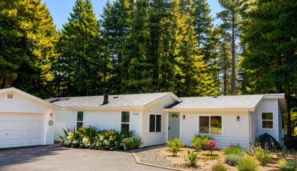 $568,000 | 38350 Old Stage Road, Gualala, CA 95445