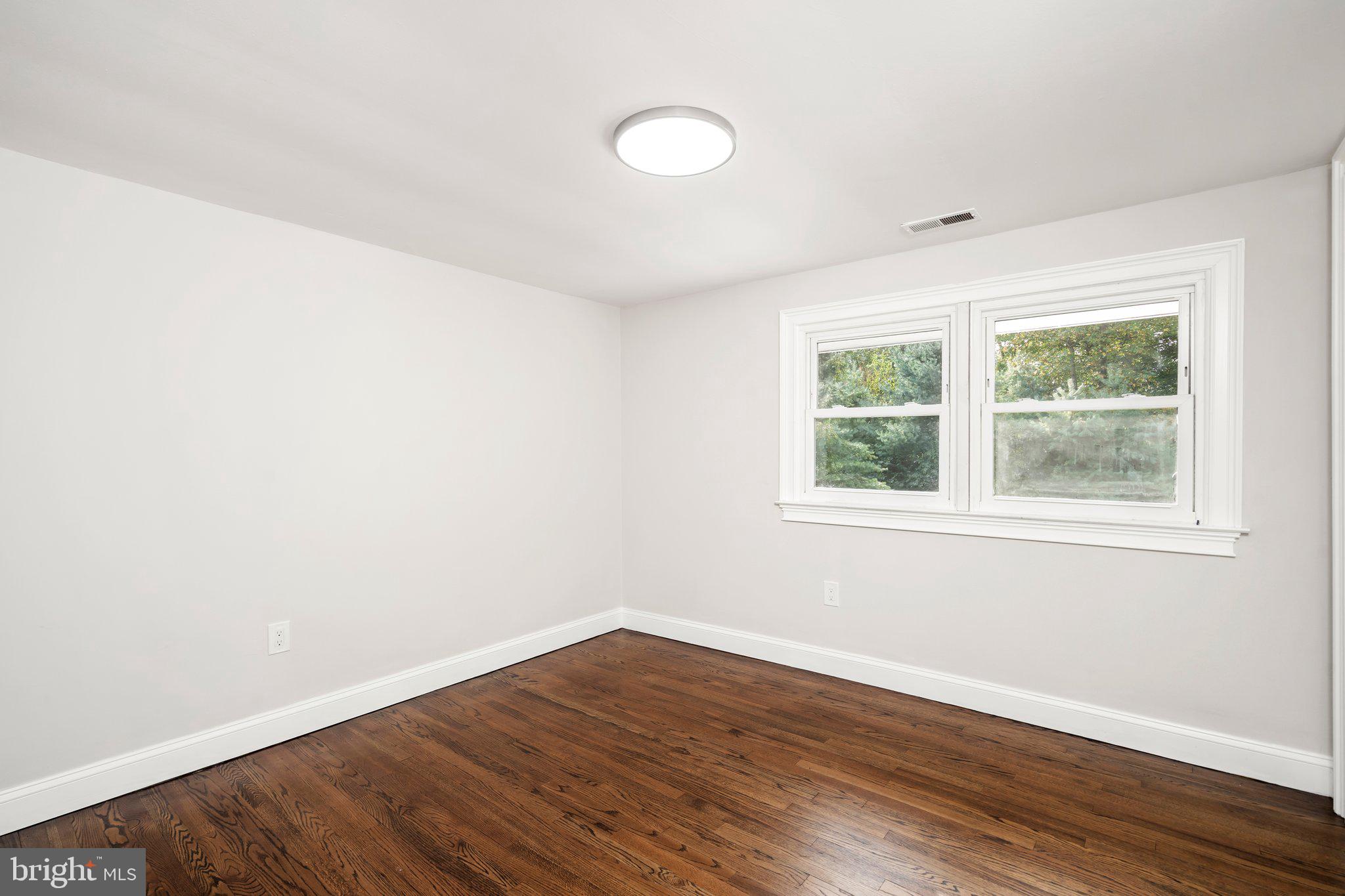 719 Monmouth Road Chesterfield, NJ 08515 - Photo 16 of 36 Gallery Image 16
