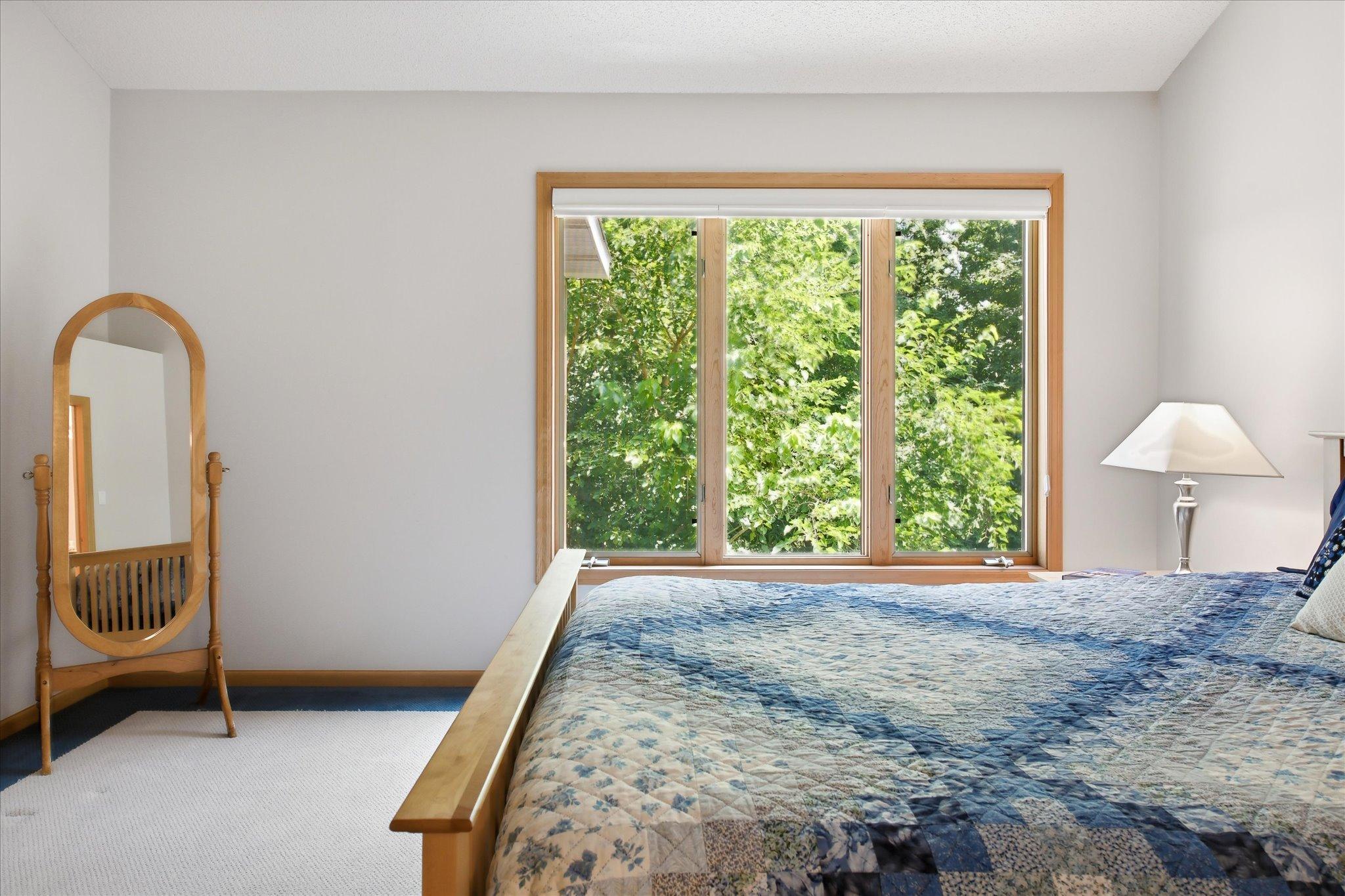 11137 Wyoming Road Bloomington, MN 55438 - Photo 24 of 45 Gallery Image 24