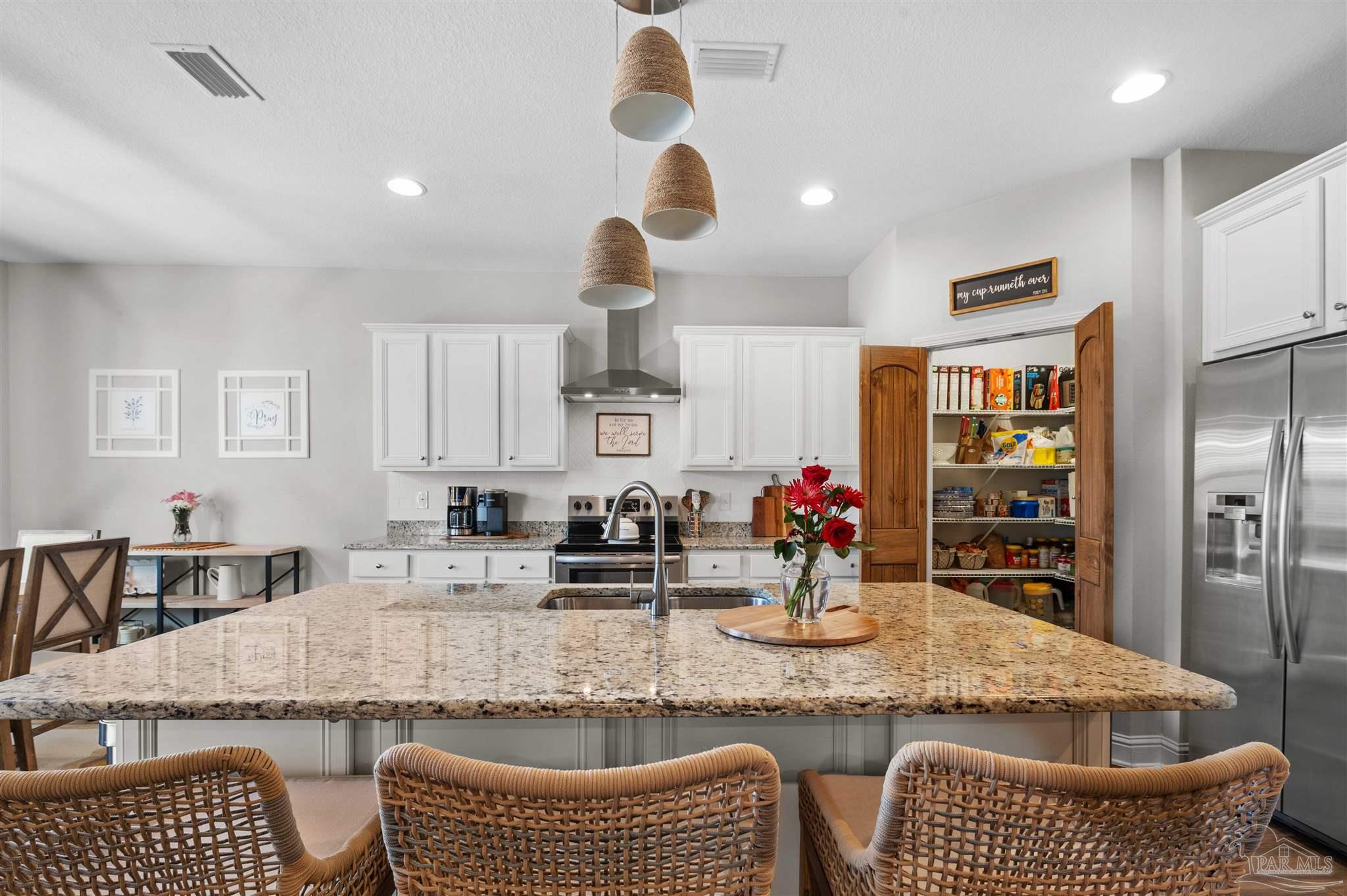 328 Nowak Road Cantonment, FL 32533 - Photo 11 of 36 Gallery Image 11