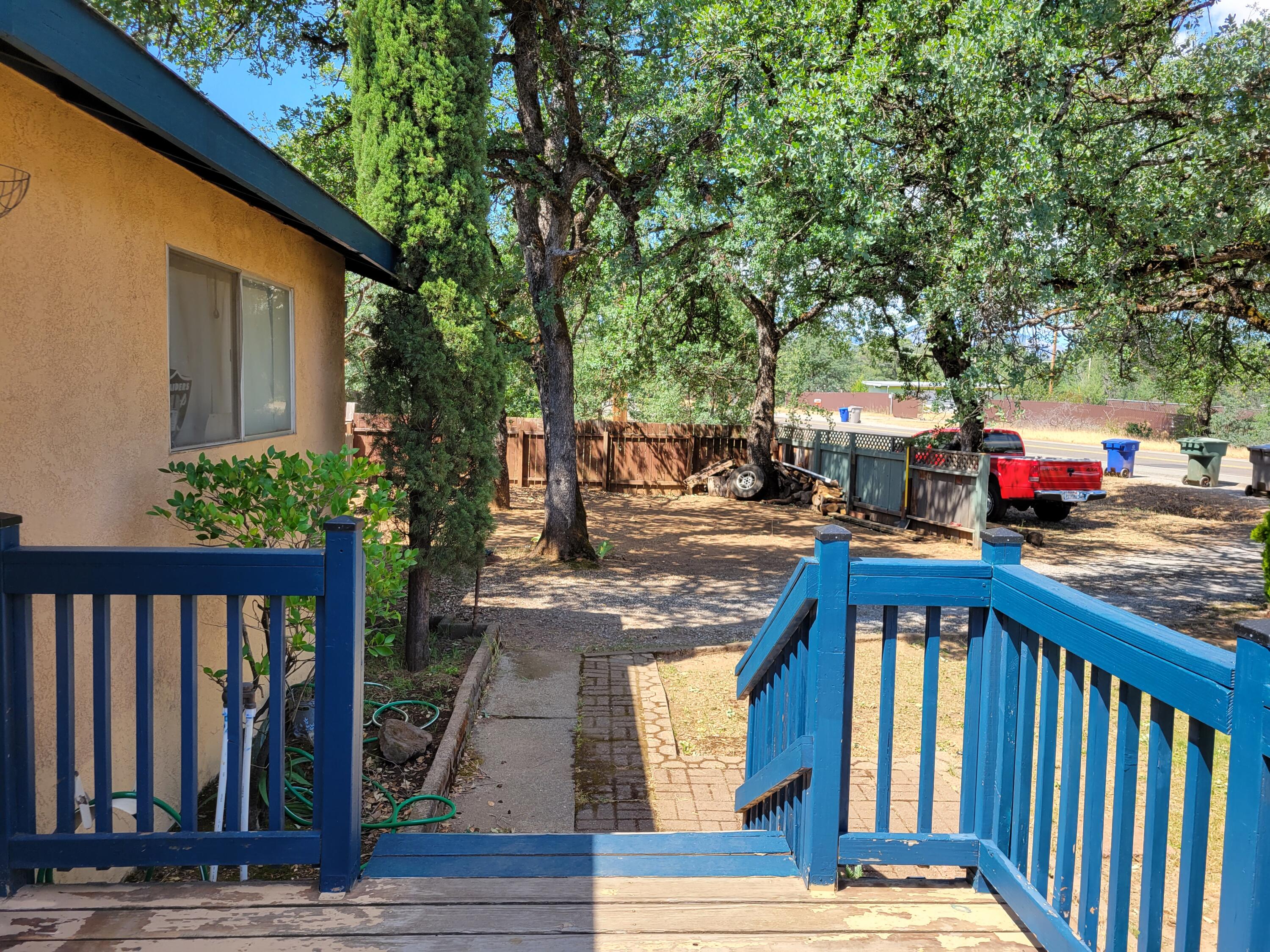 3551 Oasis Road Redding, CA 96003 - Photo 2 of 27 3551 Oasis front deck