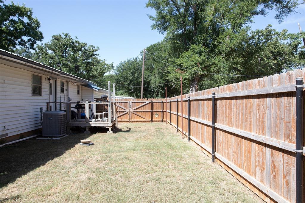 1430 Point Road Graham, TX 76450 - Photo 15 of 36