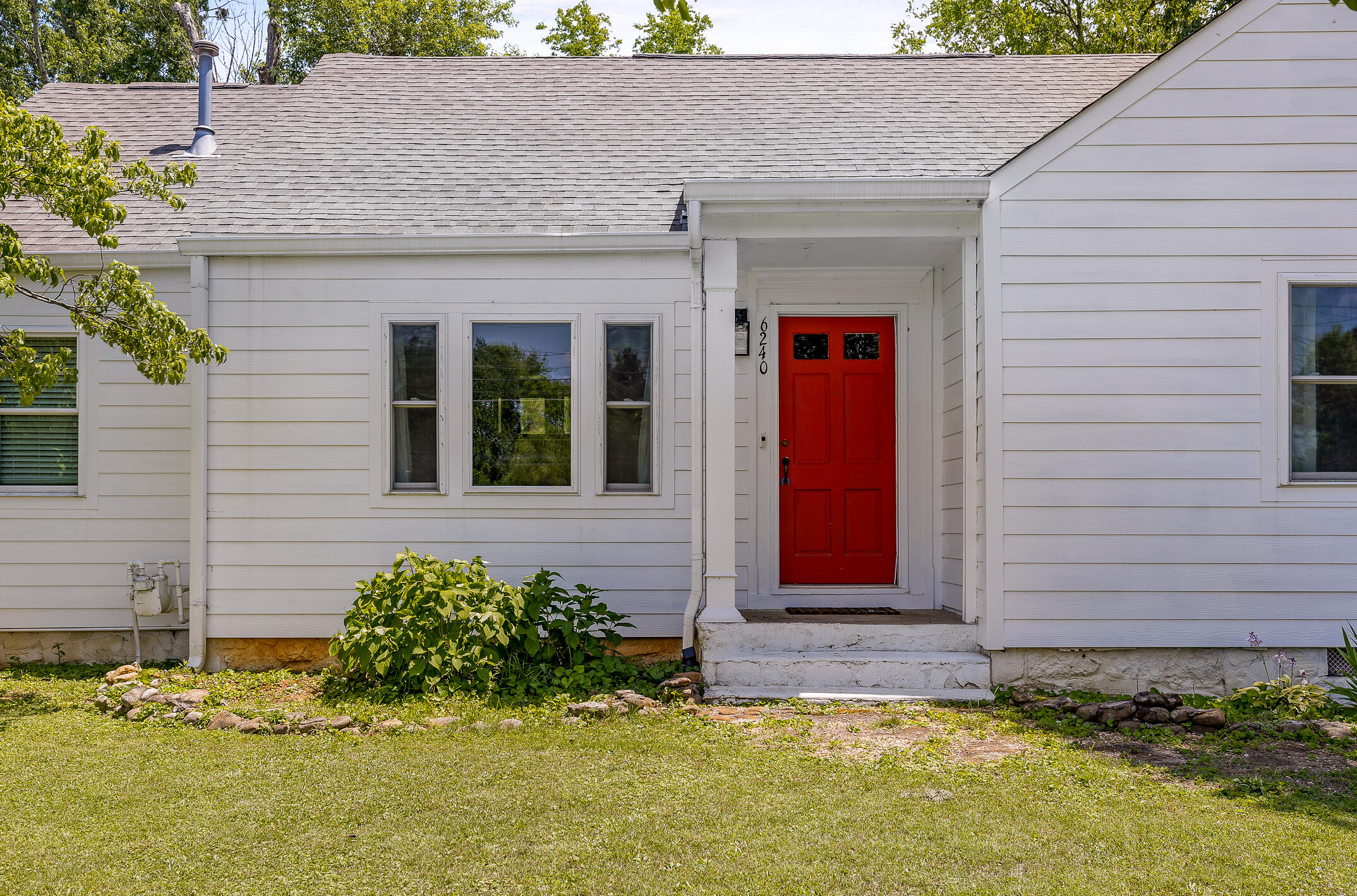 6240 East Brainerd Road Chattanooga, TN 37421 - Photo 3 of 17 EBrainerd-4