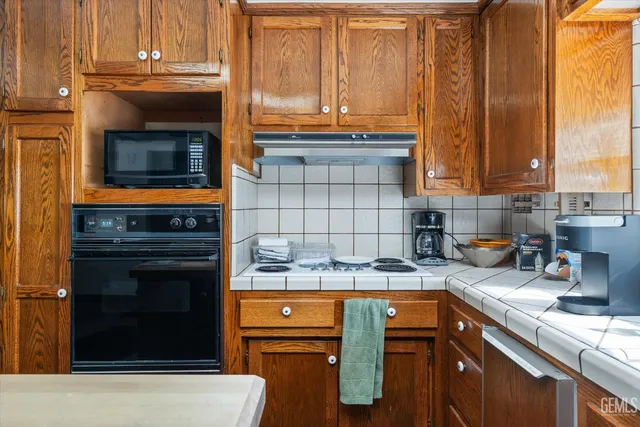 $850,000 | Undisclosed Address, Bakersfield, CA 93312