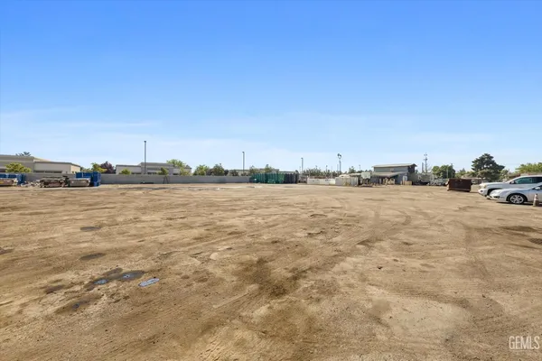 $850,000 | Undisclosed Address, Bakersfield, CA 93312