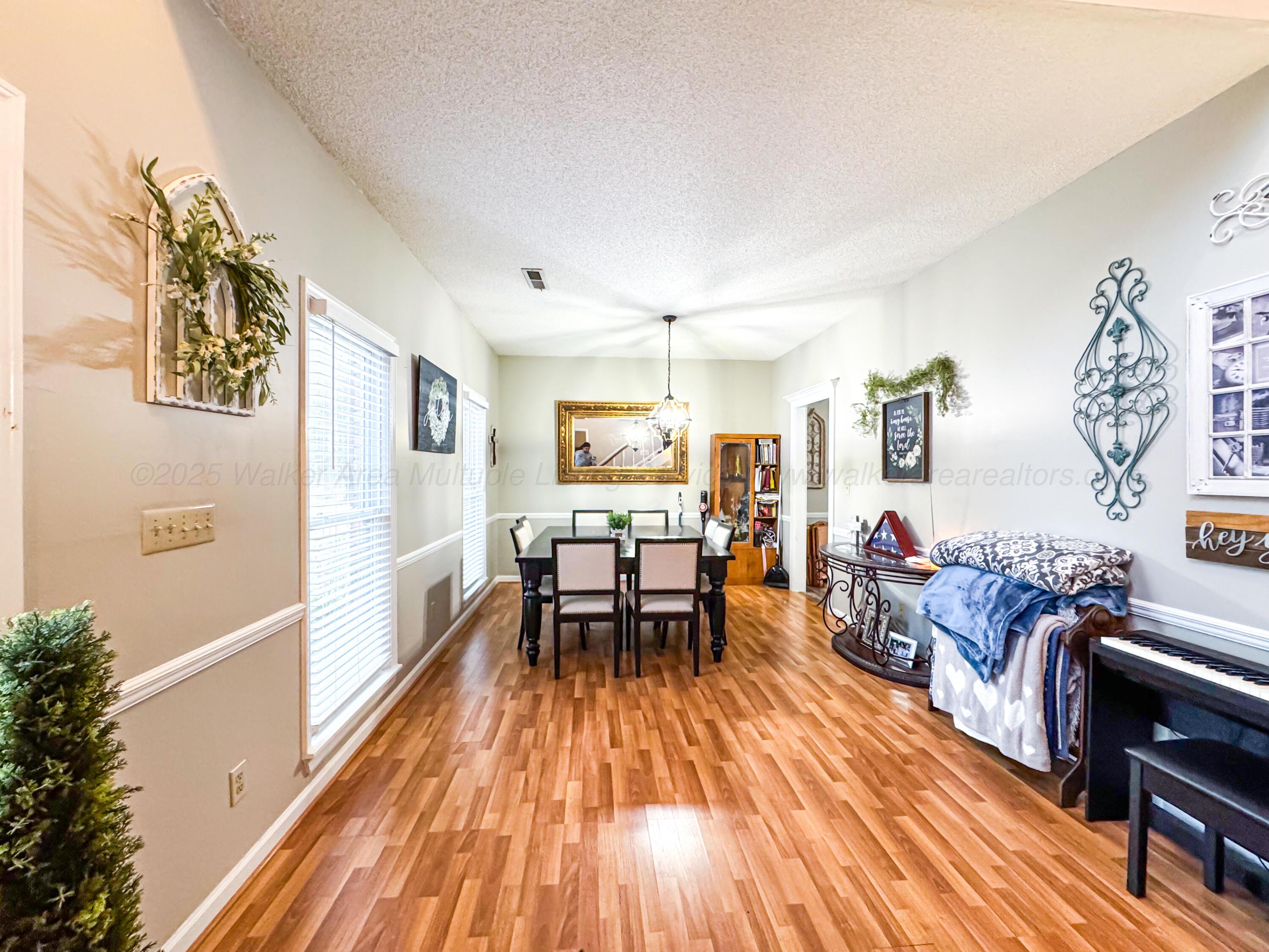 310 Holly Street Winfield, AL 35594 - Photo 5 of 41 IMG_9008