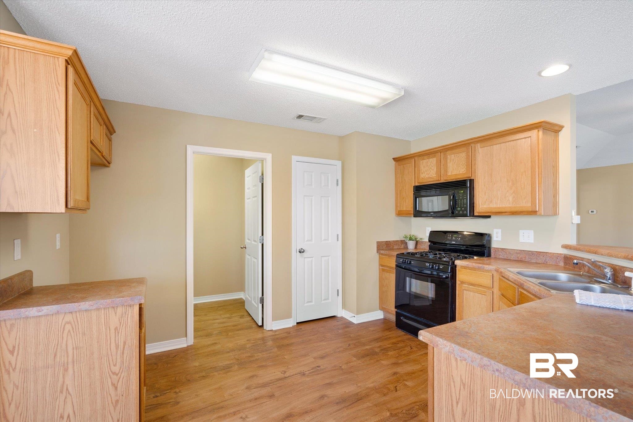 8720 Big Ben Court Mobile, AL 36695 - Photo 5 of 20