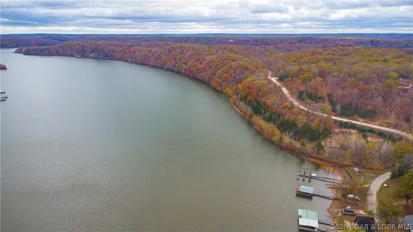 $1,200,000 | Emerald Hills Drive, Edwards, MO 65326