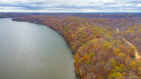 $1,200,000 | Emerald Hills Drive, Edwards, MO 65326