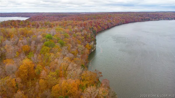 $1,200,000 | Emerald Hills Drive, Edwards, MO 65326