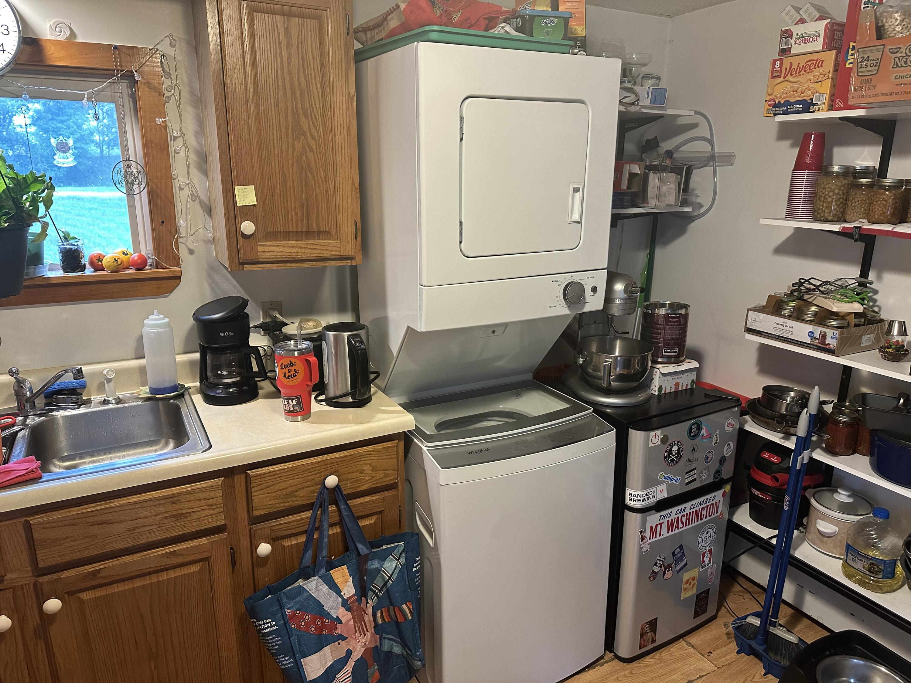 19 Millbrook Road Scarborough, ME 04074 - Photo 4 of 34 Unit 1 Kitchen