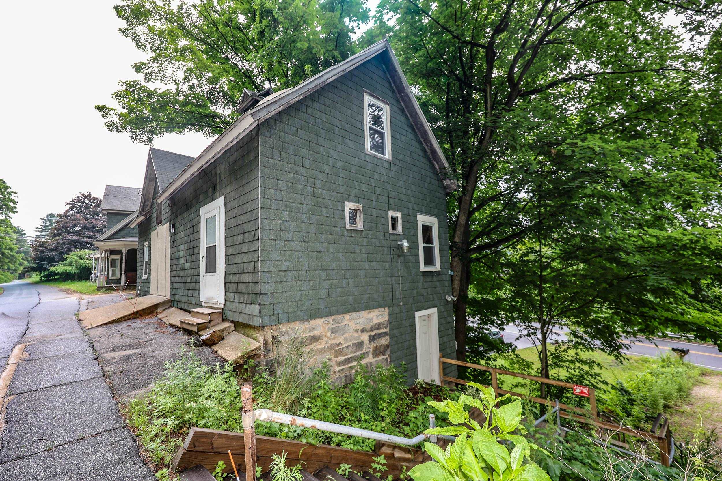 449 West River Road Hooksett, NH 03106 - Photo 1 of 32