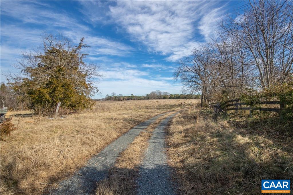 81 Jennings Road Cartersville, VA 23027 - Photo 2 of 22 Gallery Image 2