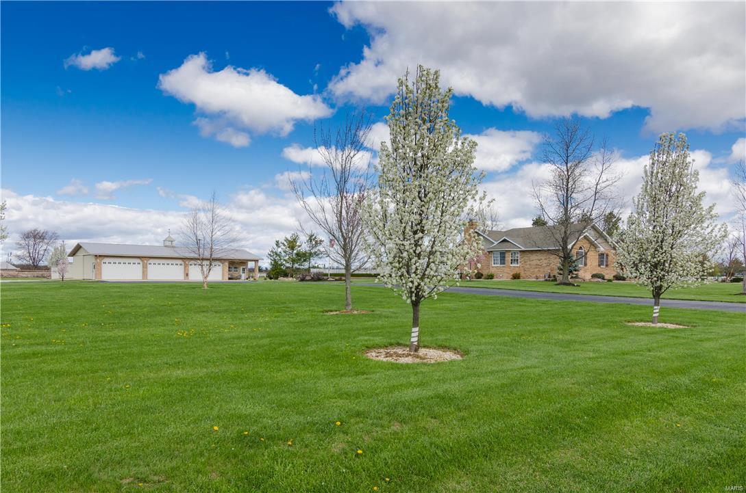 9000 North Humbert Road Brighton, IL 62012 - Photo 44 of 50