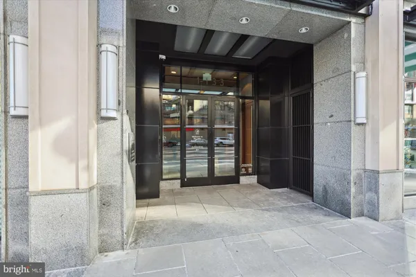 $2,500 | 1133 14th Street Northwest, Unit 1209, Washington, DC 20005