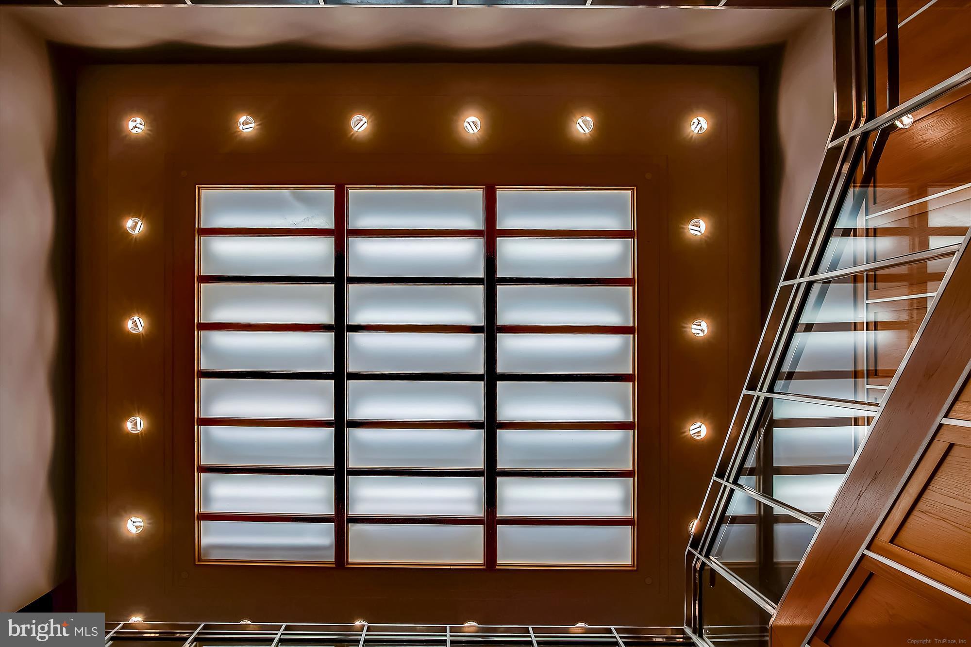1133 14th Street Northwest, Unit 1209 Washington, DC 20005 - Photo 35 of 42 a view of entryway