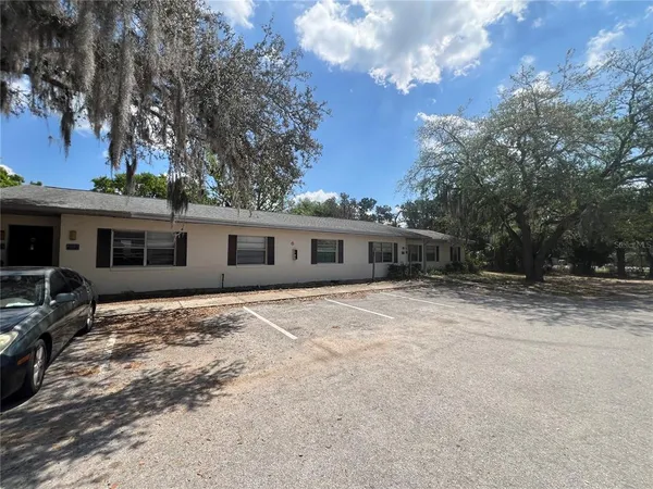 $3,600,000 | 1000 East Caroline Street, Tavares, FL 32778